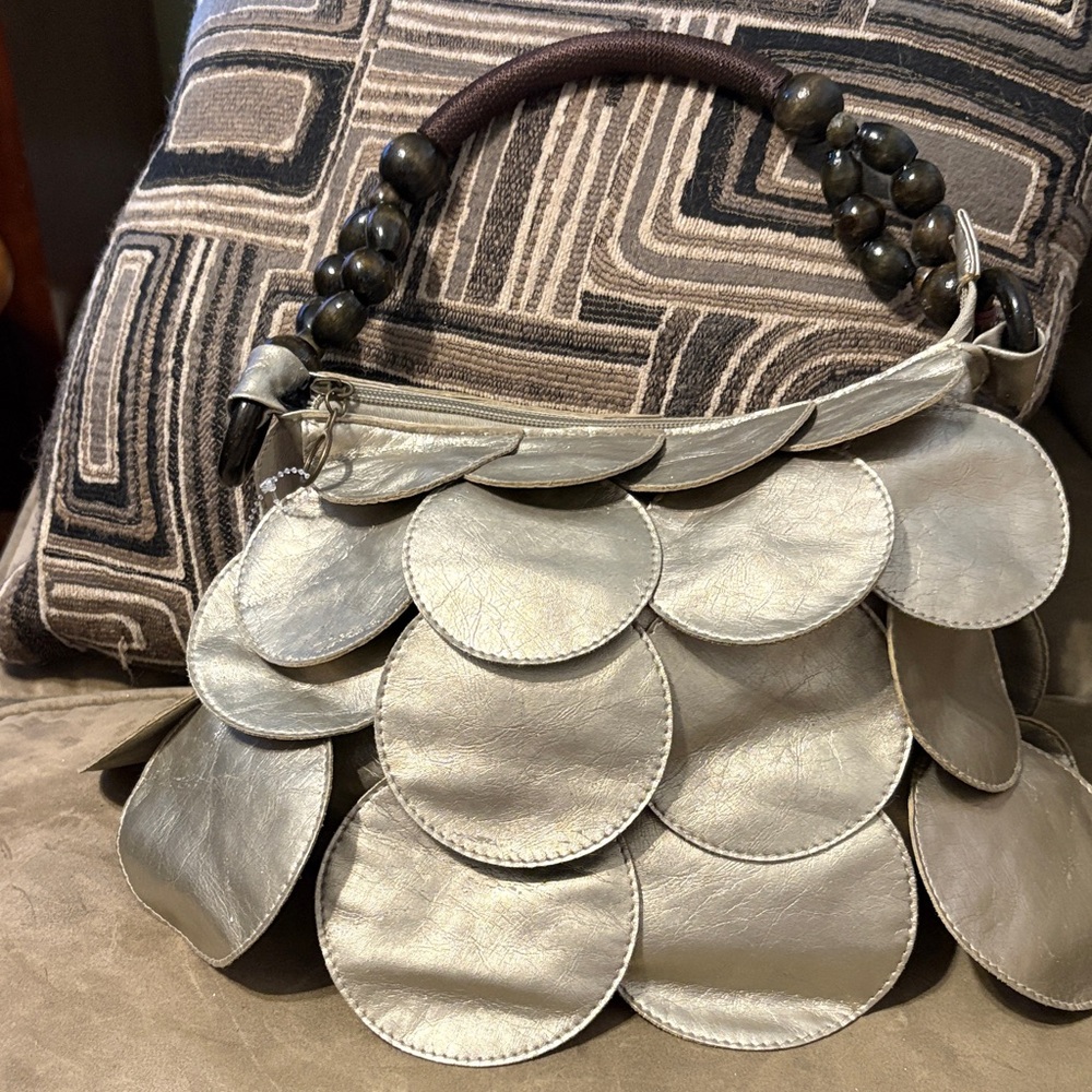 Chic Silver Women's Shoulder Bag with Beaded Handle